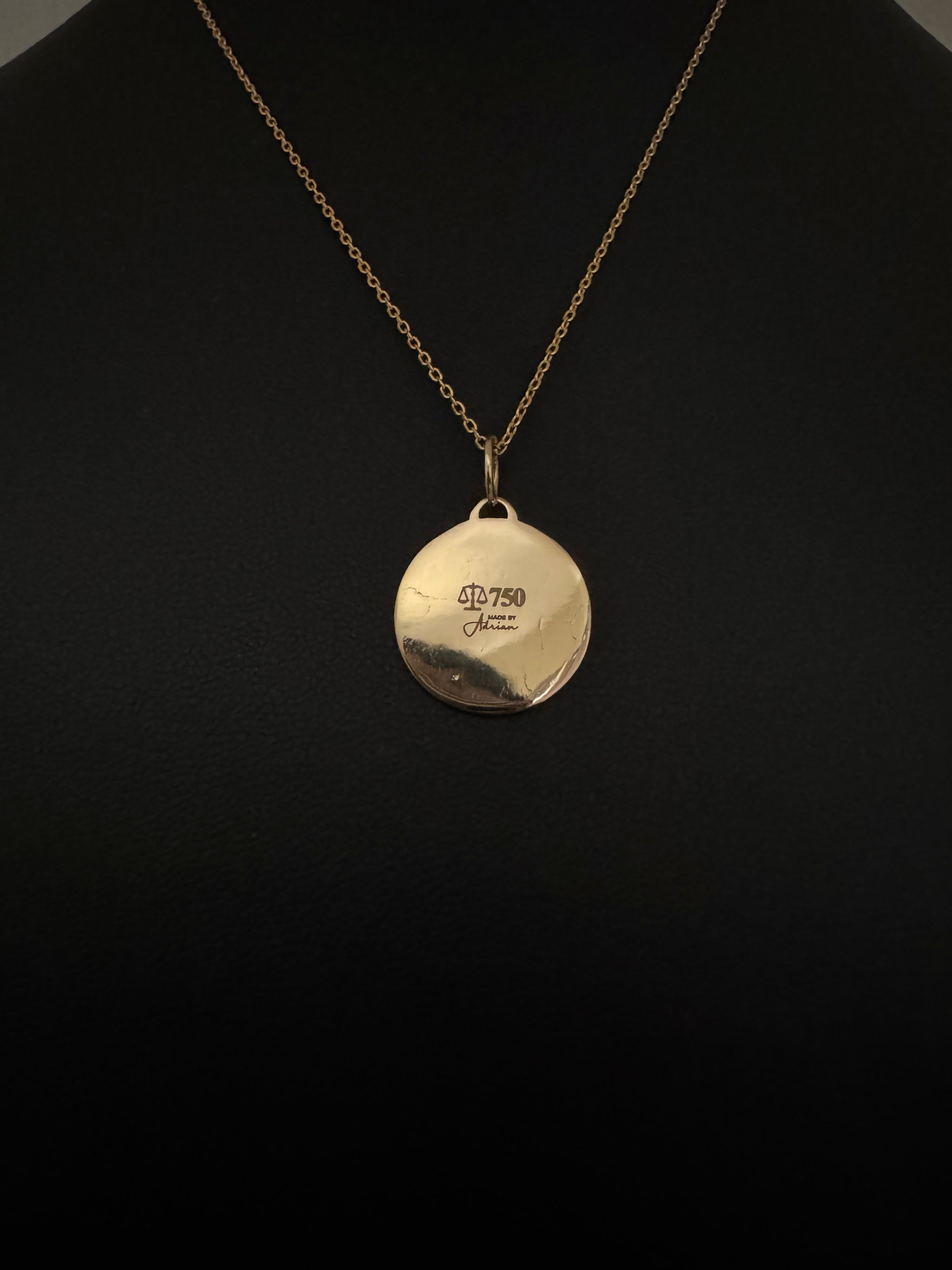 18k Circle Pendant - 4.245 Grams